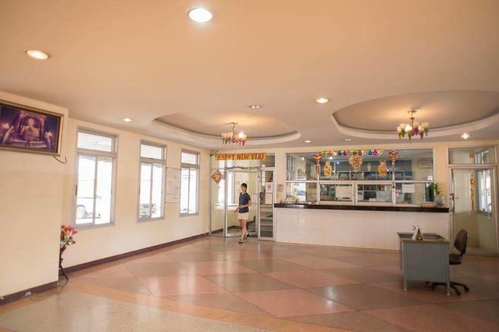 The Grand Raewadee Aparthotel Nonthaburi Exterior photo